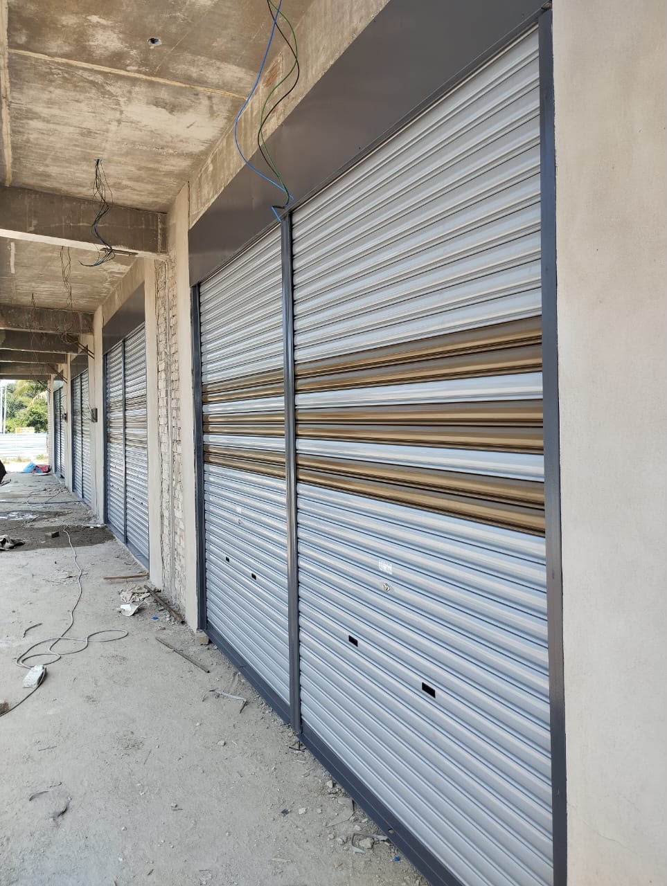 Roller Shutter 2
